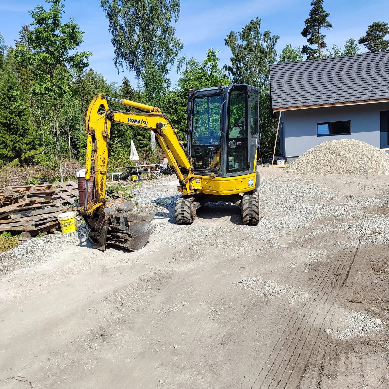 Komatsu PC26MR 2.7t